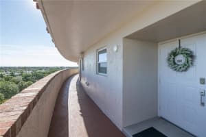 1523 E Hillsboro Blvd, Deerfield Beach, FL 33441, Sold 03/31/22