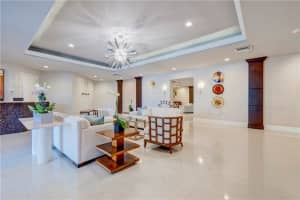 6051 N Ocean Dr, Hollywood, FL 33019, Sold 02/16/22