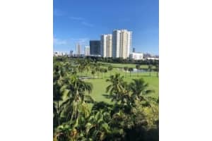 300 NE 14th Ave, Hallandale Beach, FL 33009, Sold 03/24/22