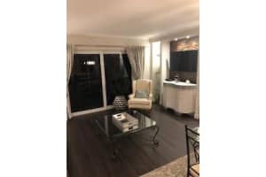 300 NE 14th Ave, Hallandale Beach, FL 33009, Sold 03/24/22