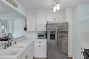 8231 Severn Dr, Boca Raton, FL 33433, Sold 02/22/22