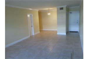 2424 SE 17th St, Fort Lauderdale, FL 33316, Sold 03/03/22