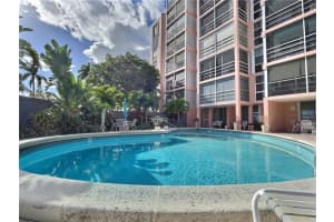 1750 E Las Olas Blvd, Fort Lauderdale, FL 33301, Sold 05/12/22