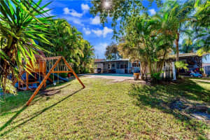 4901 NW 77th Ct, Pompano Beach, FL 33073, Sold 04/04/22