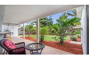 10479 NW 3rd St, Plantation, FL 33324, Sold 03/02/22