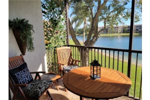 6417 Coral Lake Dr, Margate, FL 33063, Sold 03/15/22