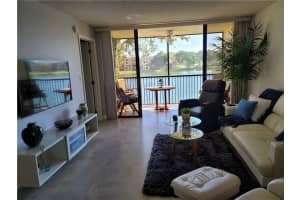 6417 Coral Lake Dr, Margate, FL 33063, Sold 03/15/22