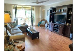 1100 SE 5th Ct, Pompano Beach, FL 33060, Sold 04/18/22