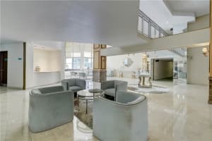 600 Parkview Dr APT 511, Hallandale Beach, FL 33009, Sold 03/29/22
