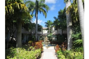 1900 Oceanwalk Ln #113, Pompano Beach, FL 33062, Sold 02/22/22