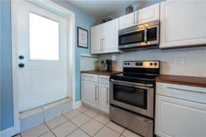 5640 Farragut St, Hollywood, FL 33021, Sold 03/14/22