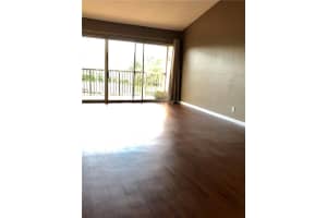 8901 Wiles Rd APT 305, Coral Springs, FL 33067, Sold 02/28/22