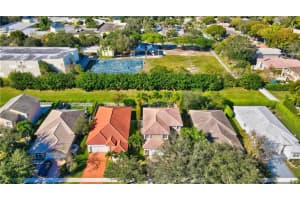 7453 NW 70th Ave, Parkland, FL 33067, Sold 03/15/22