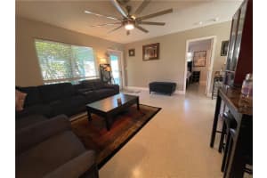 1772 NW 39th St, Oakland Park, FL 33309, Sold 04/05/22