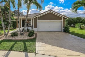 7413 NW 70th Ave, Parkland, FL 33067, Sold 02/28/22