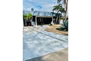 2577 SE 15th St, Pompano Beach, FL 33062, Sold 06/15/22