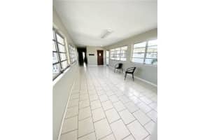 330 SE 2nd St #503f, Hallandale Beach, FL 33009, Sold 04/13/22