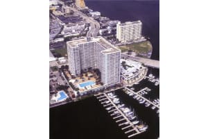 7601 E Treasure Dr APT 2321, North Bay Village, FL 33141, Sold 03/18/22