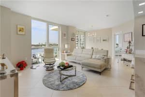 401 N Birch Rd, Fort Lauderdale, FL 33304, Sold 04/04/22