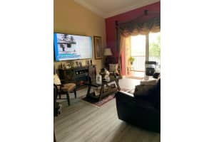 480 Robin Hood Cir, Naples, FL 34104, Sold 03/25/22