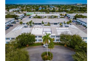 2211 NE 67th St, Fort Lauderdale, FL 33308, Sold 03/03/22