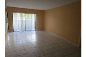 1300 SW 122nd Ave Apt 101-2, Miami, FL 33184, Sold 04/27/22