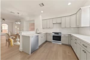 1033 NE 17th Way, Fort Lauderdale, FL 33304, Sold 03/11/22