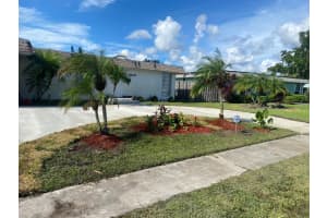 6609 NW 80th Ct, Tamarac, FL 33321, Sold 03/07/22