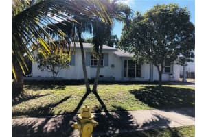 4800 SW 12th Ct, Fort Lauderdale, FL 33317, Sold 05/23/22