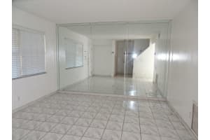 10792 La Placida Dr, Coral Springs, FL 33065, Sold 03/09/22