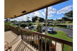 4682 Lucerne Lakes Blvd E, Lake Worth, FL 33467, Sold 04/20/22