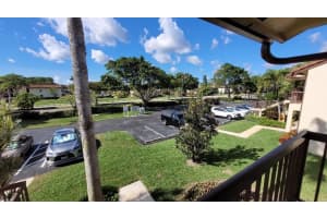 4682 Lucerne Lakes Blvd E, Lake Worth, FL 33467, Sold 04/20/22