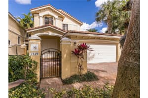 1529 Passion Vine Cir, Weston, FL 33326, Sold 04/01/22