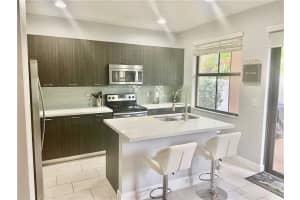 4743 NW 59th St, Tamarac, FL 33319, Sold 03/07/22