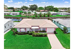 4916 NW 52nd St, Tamarac, FL 33319, Sold 06/06/22