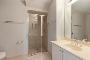 1033 NE 17th Way, Fort Lauderdale, FL 33304, Sold 02/11/22