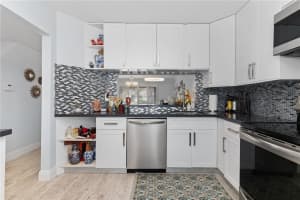 6411 Boca Cir, Boca Raton, FL 33433, Sold 05/06/22