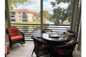 6080 N Sabal Palm Blvd, Tamarac, FL 33319, Sold 04/28/22