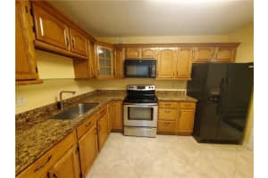 111 Golden Isles Dr APT C8, Hallandale Beach, FL 33009, Sold 06/10/22