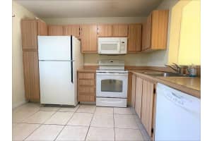 7740 NW 50th St, Lauderhill, FL 33351, Sold 03/31/22