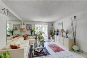 704 SE 2nd Ave, Deerfield Beach, FL 33441, Sold 03/14/22