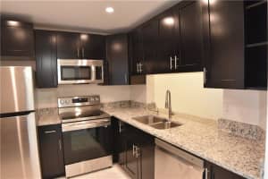 8750 Royal Palm Blvd, Coral Springs, FL 33065, Sold 02/25/22