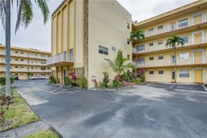 3990 NW 42nd Ave, Lauderdale Lakes, FL 33319, Sold 04/29/22
