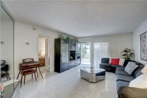 3990 NW 42nd Ave, Lauderdale Lakes, FL 33319, Sold 04/29/22