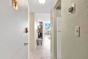 3015 N Ocean Blvd #17b, Fort Lauderdale, FL 33308, Sold 03/15/22