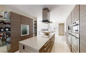 2024 Sunrise Key Blvd, Fort Lauderdale, FL 33304, Sold 03/31/22