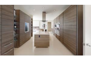 2024 Sunrise Key Blvd, Fort Lauderdale, FL 33304, Sold 03/31/22