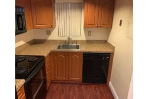 3300 W Rolling Hills Cir APT 507, Davie, FL 33328, Sold 03/03/22