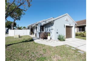 1270 SW 110th Ave, Pembroke Pines, FL 33025, Sold 03/04/22