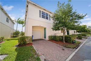 284 SW 7th Ct, Pompano Beach, FL 33060, Sold 03/04/22